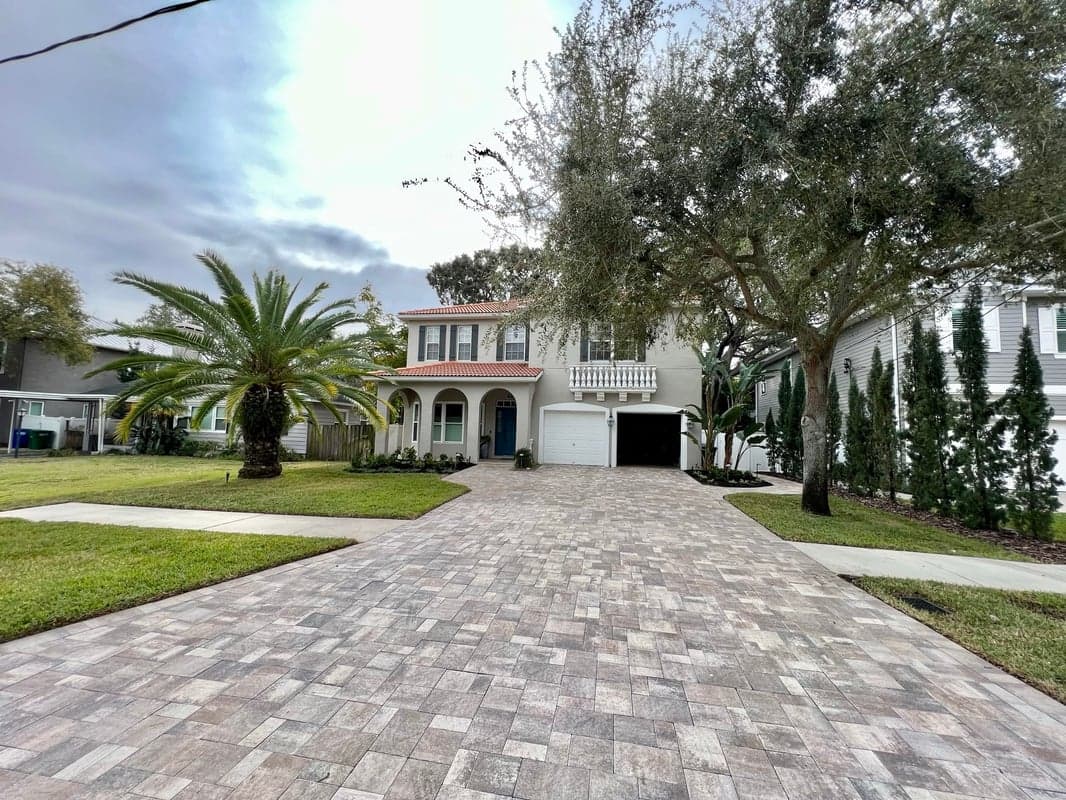 Pavers & Hardscape project photo 6 — Extraordinary Outdoor Spaces