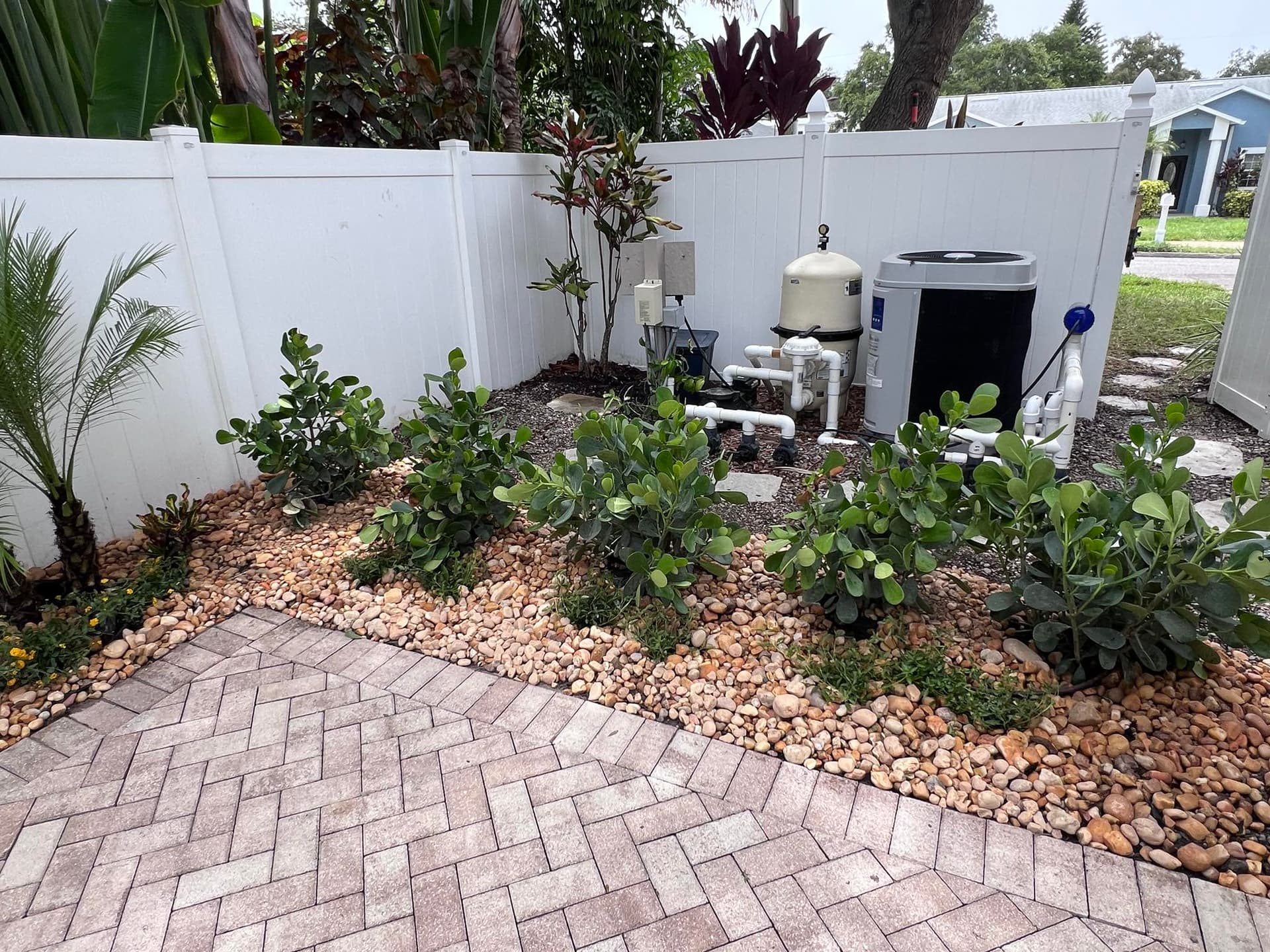 Fence Installation project photo 3 — Extraordinary Outdoor Spaces